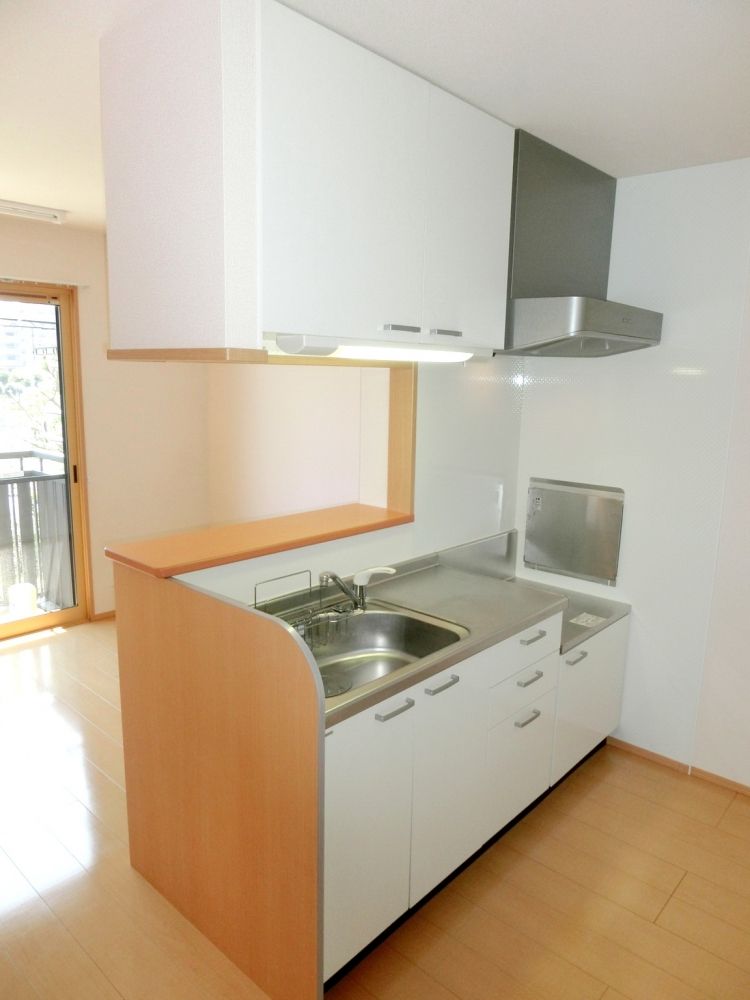 �y�L�b�`���z�@