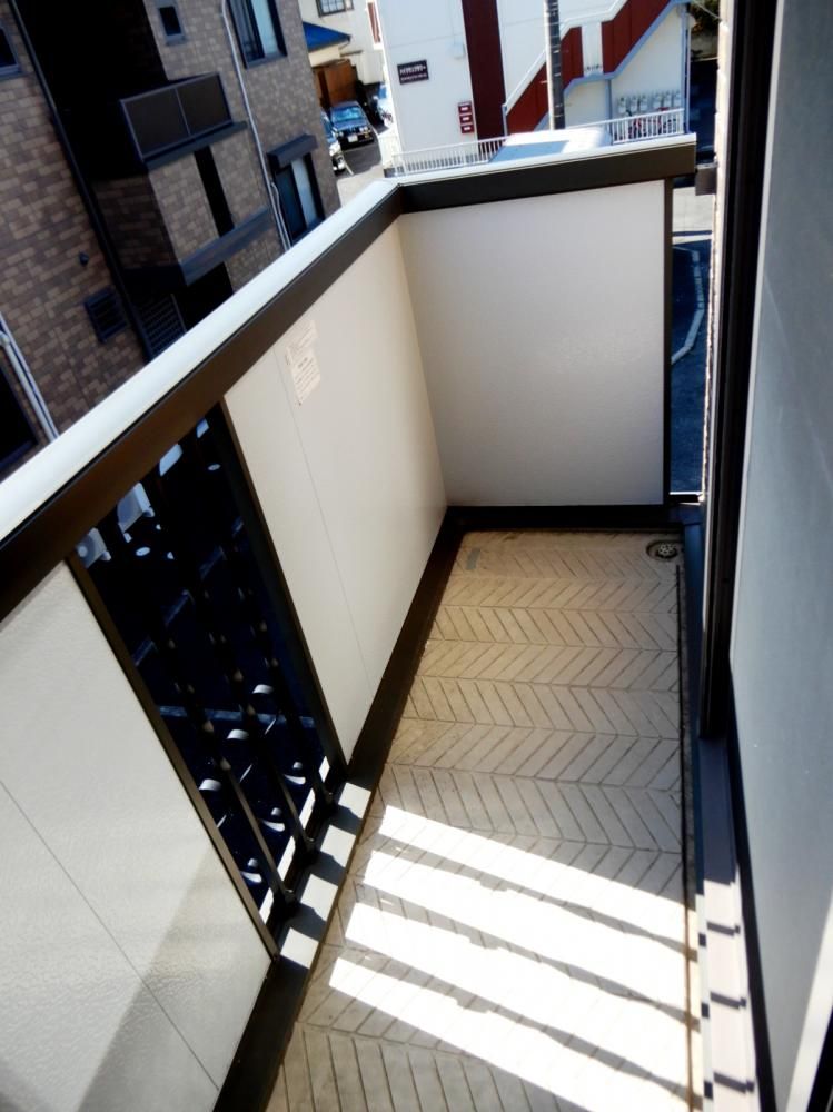 �y�x�����_�z�@