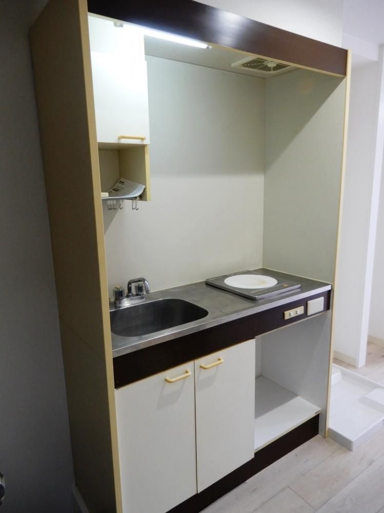 �y�L�b�`���z�@