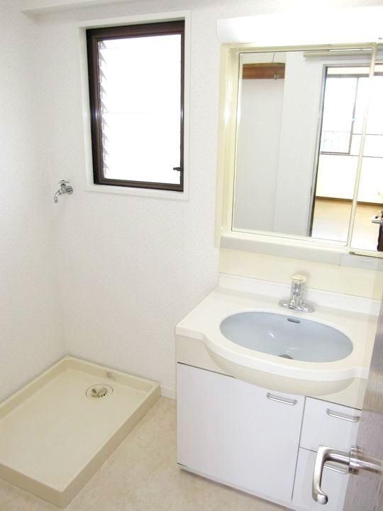 �y���̑��ݔ��z�@