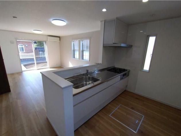 �y�L�b�`���z�@