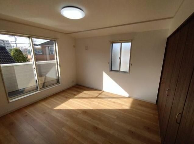 �y���]�z�@