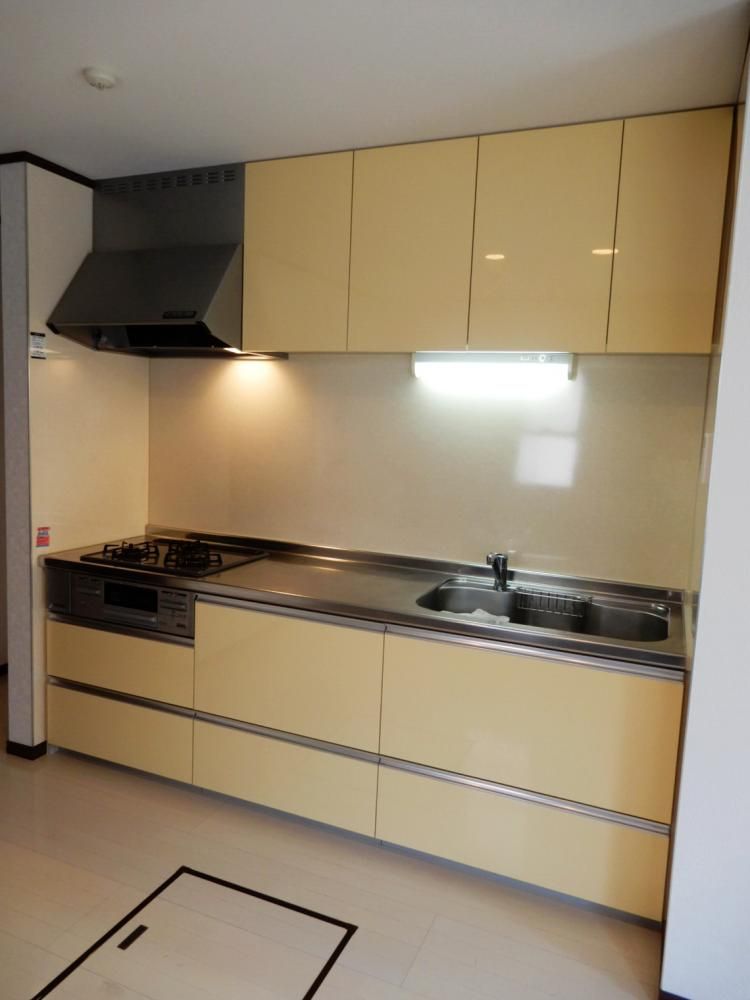 �y�L�b�`���z�@