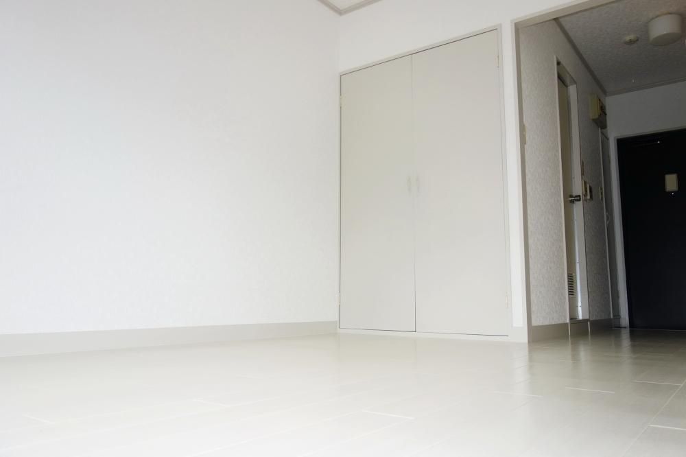 �y���ԁE���r���O�z�@