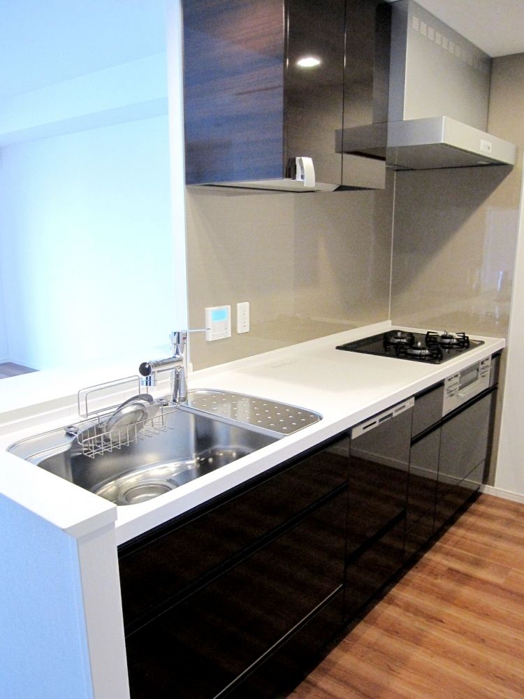 �y�L�b�`���z�@