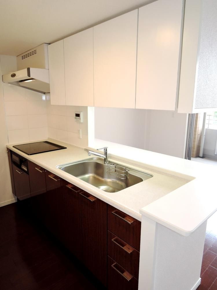 �y�L�b�`���z�@