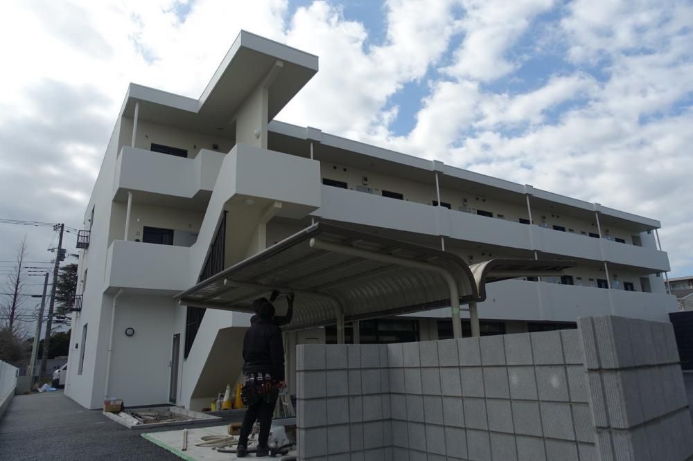 �y���]�z�@