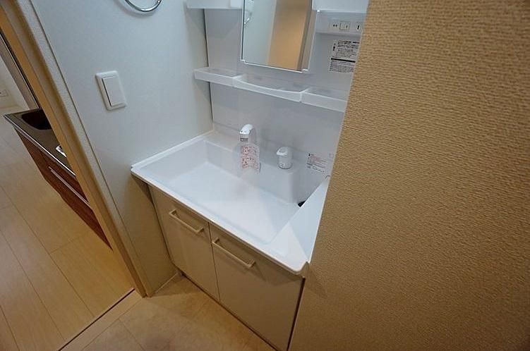 �y���ʏ��z�@