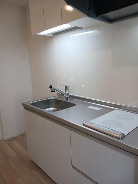 �y�L�b�`���z�@