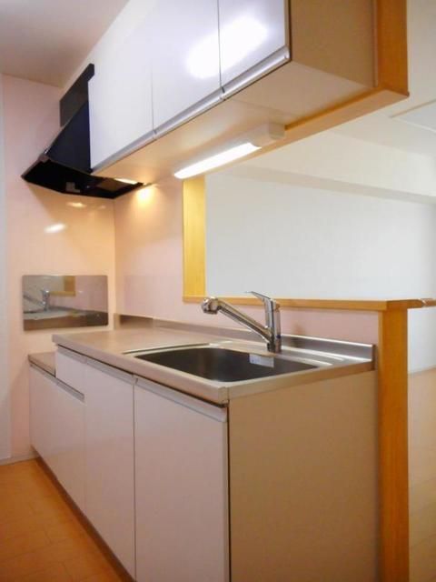 �y�L�b�`���z�@