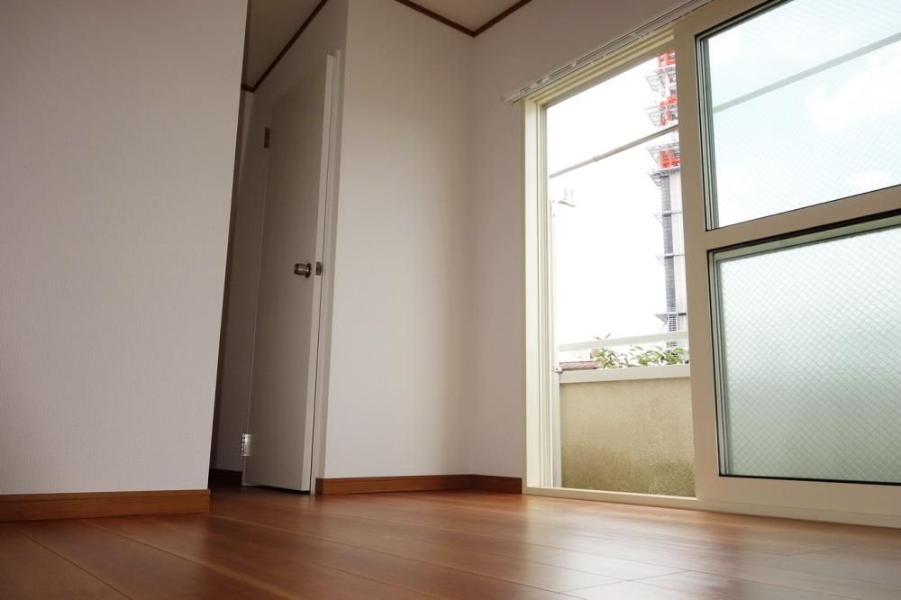 �y���ԁE���r���O�z�@