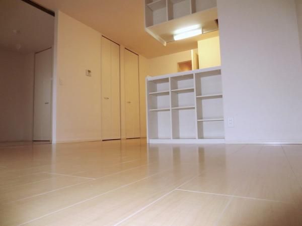 �y���ԁE���r���O�z�@