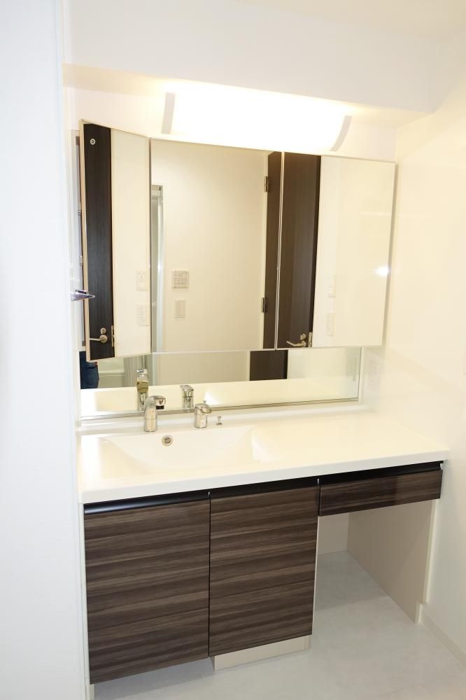 �y���ʏ��z�@