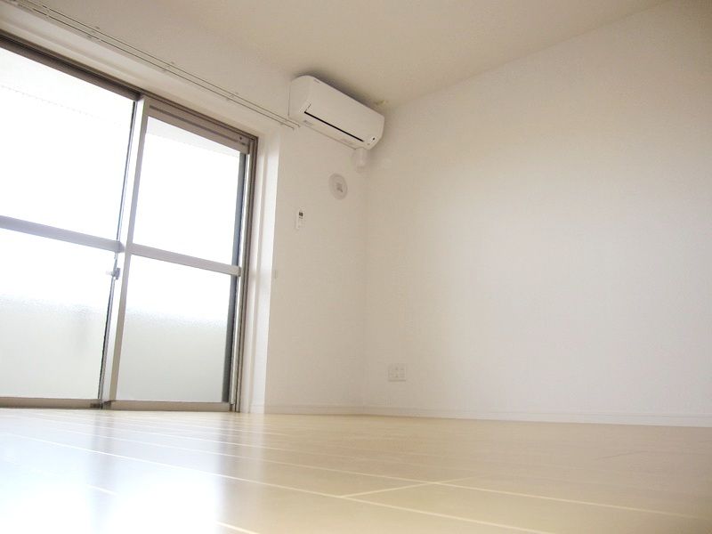 �y�Q���z�@