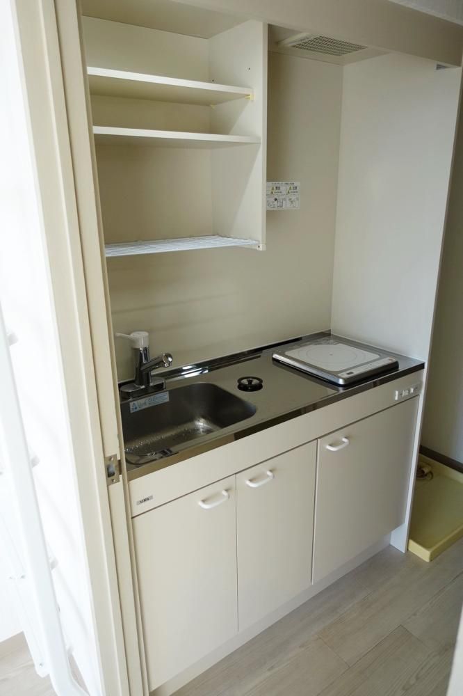 �y�L�b�`���z�@