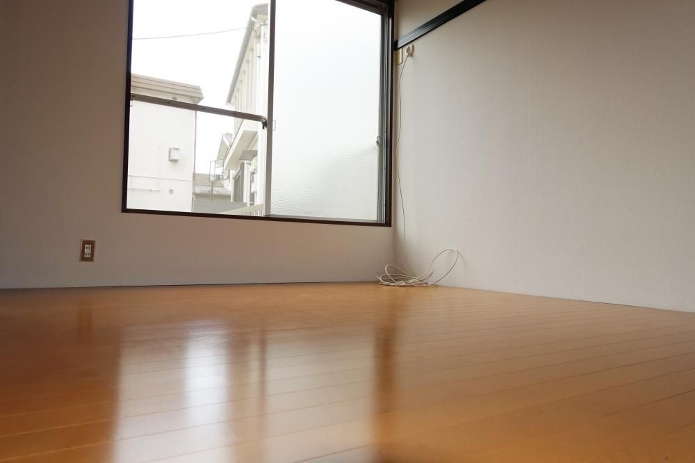 �y���ԁE���r���O�z�@