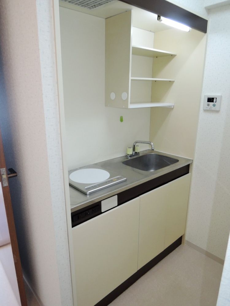 �y�L�b�`���z�@