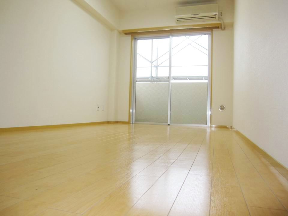 �y�o���R�j�[�z�@