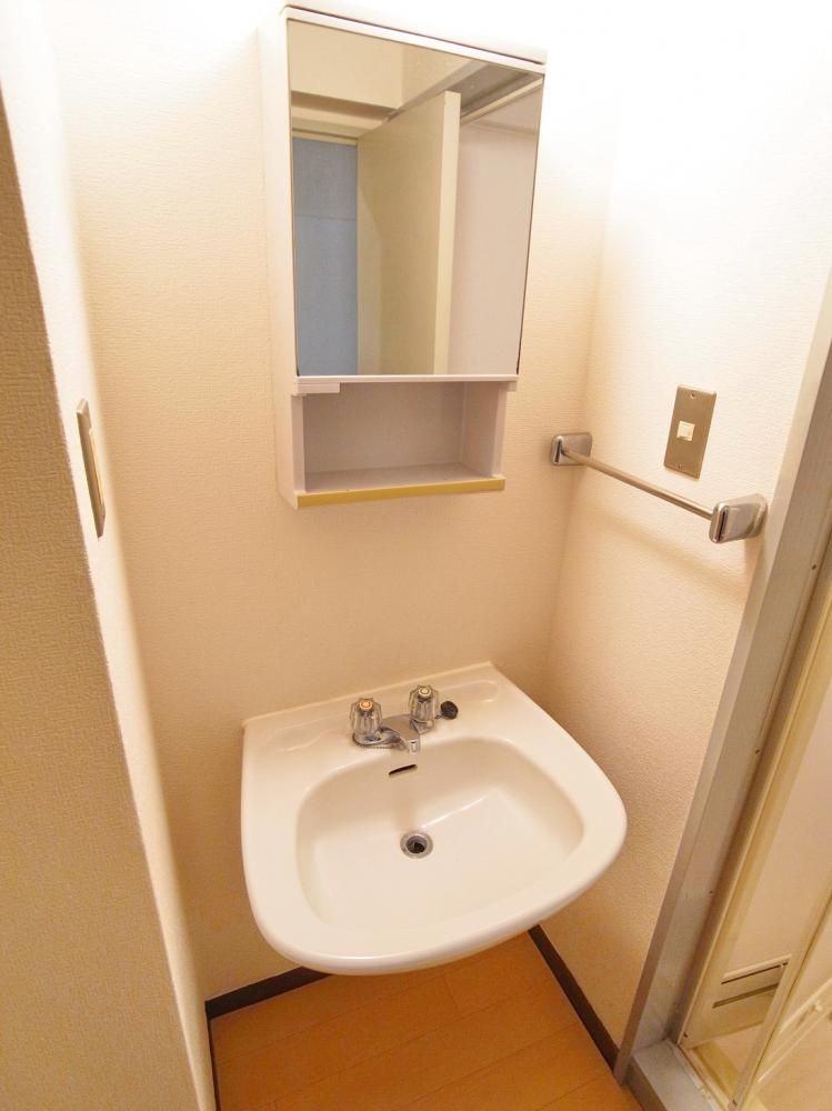 �y���ʏ��z�@