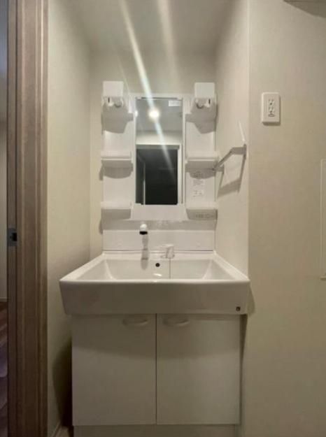 �y���ʏ��z�@