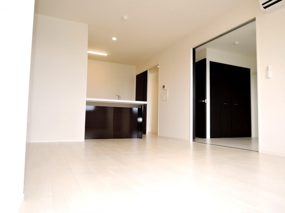 �y���ԁE���r���O�z�@