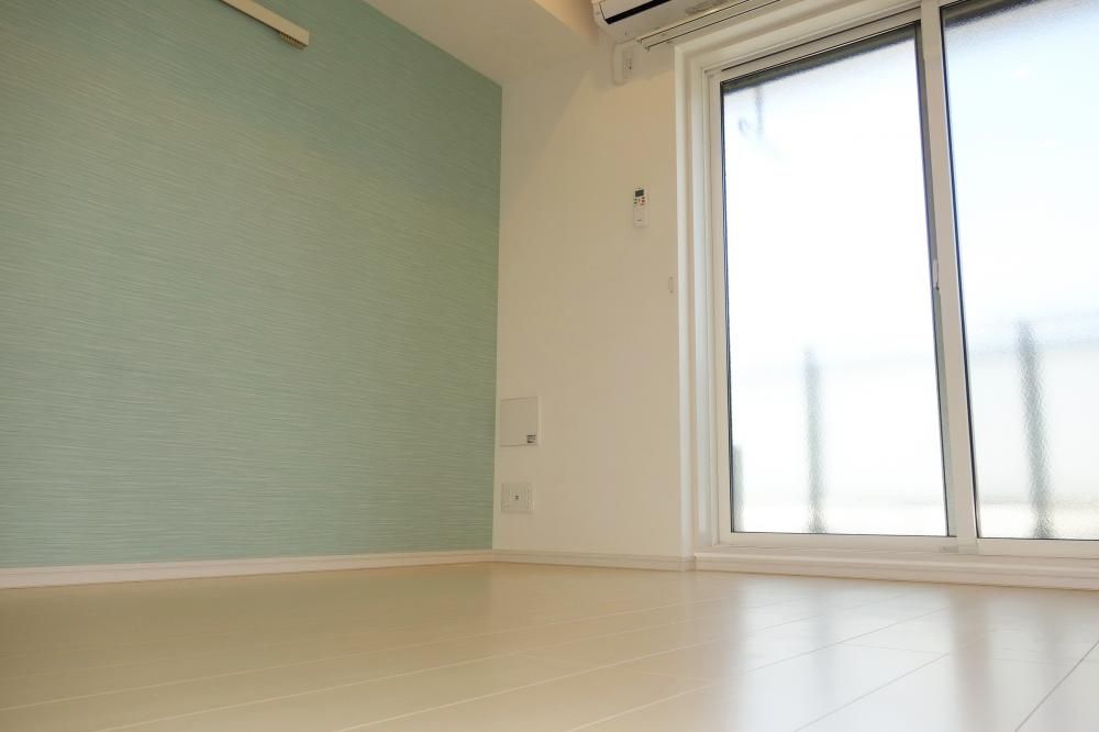 �y�Q���z�@