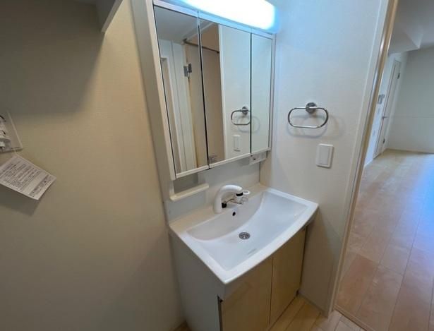 �y���ʏ��z�@