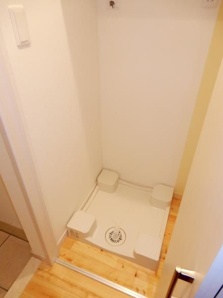 �y���̑��ݔ��z�@