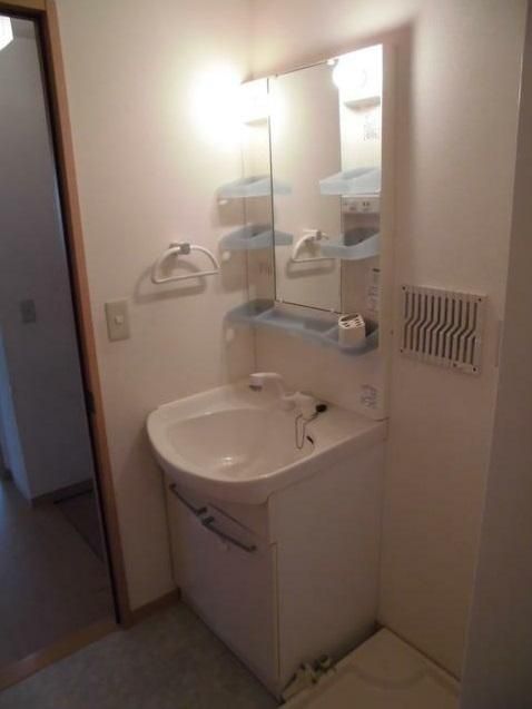 �y���ʏ��z�@