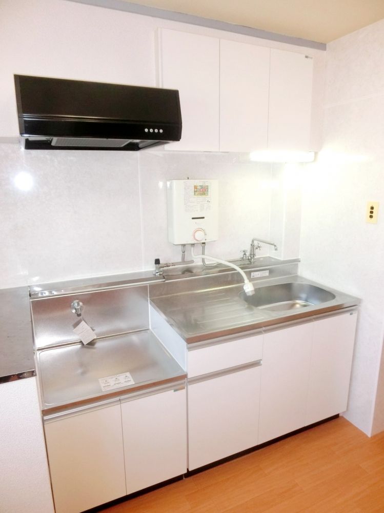 �y�L�b�`���z�@