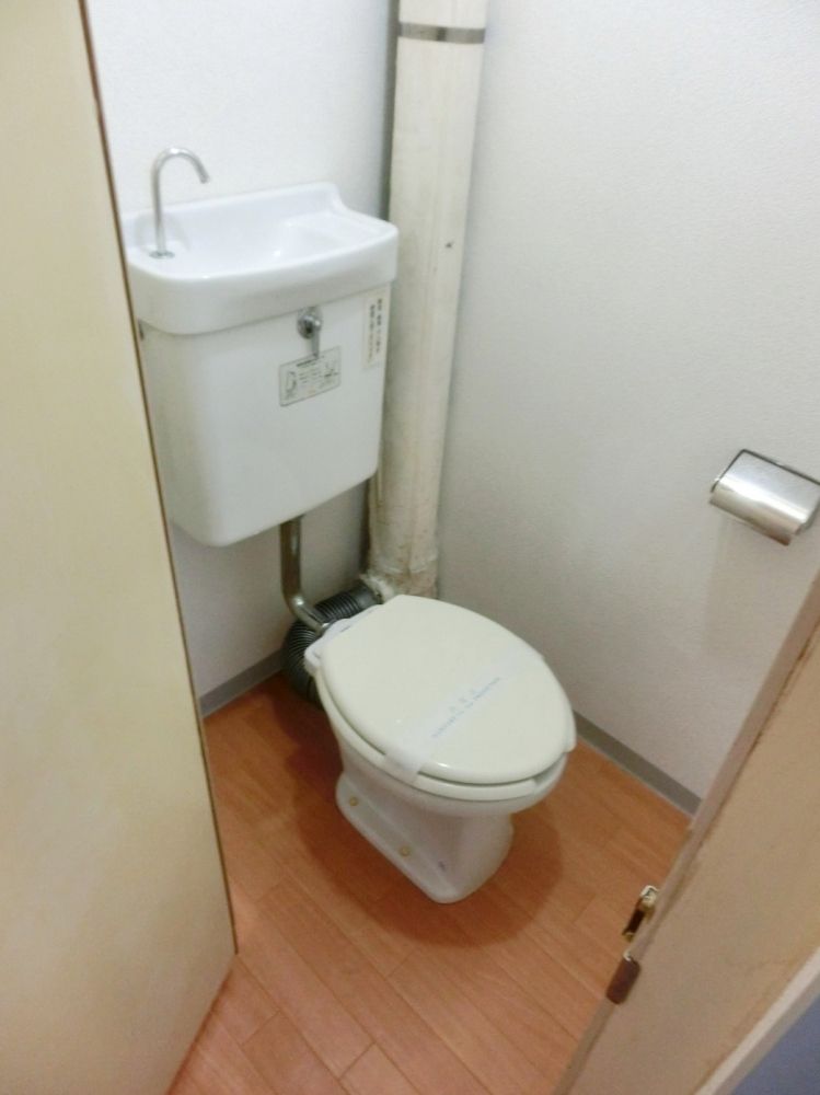 �y�g�C���z�@