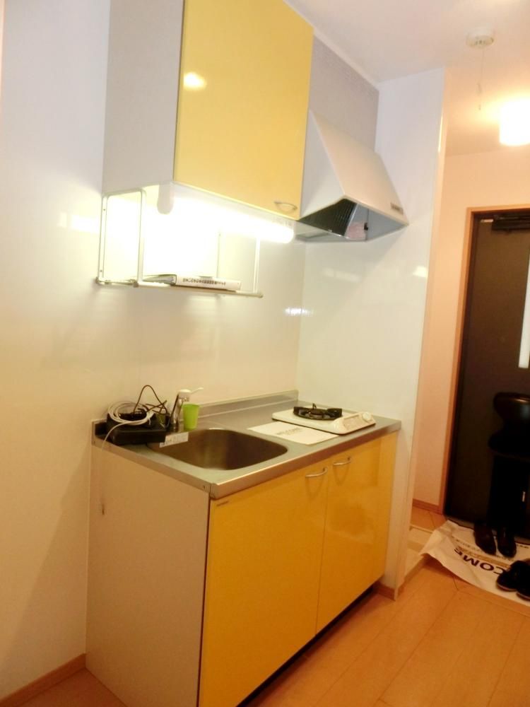 �y�L�b�`���z�@