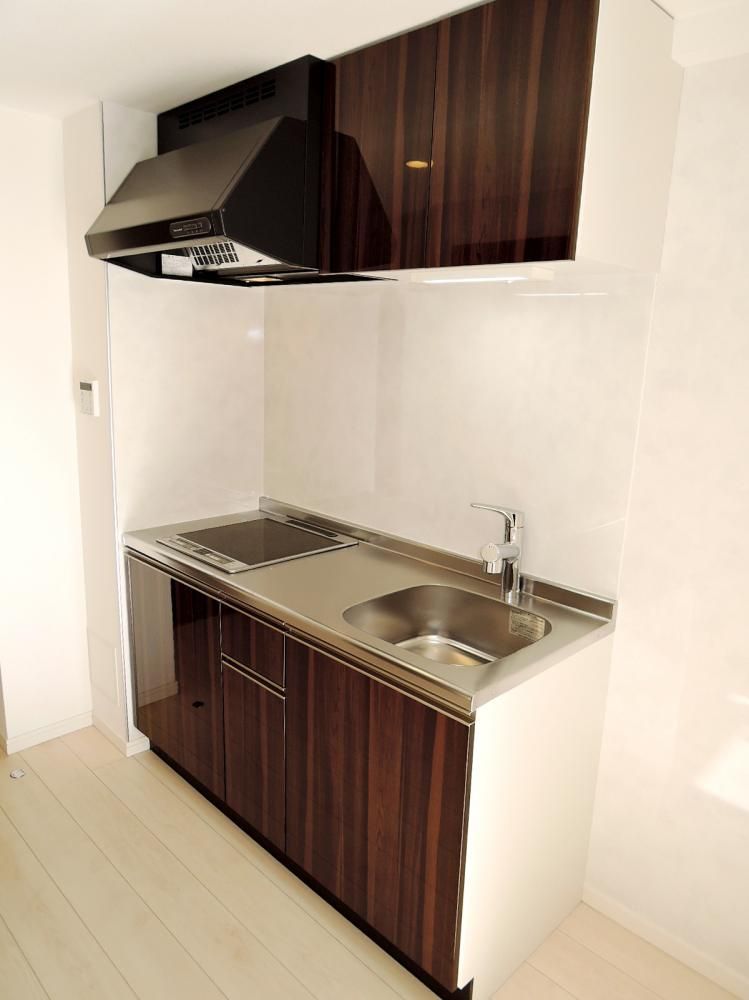 �y�L�b�`���z�@