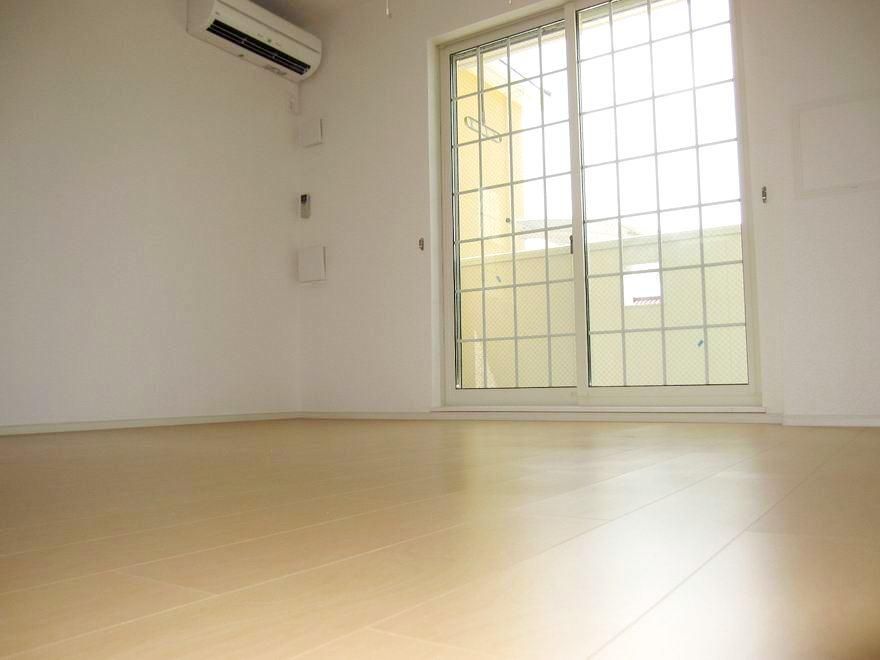 �y�Q���z�@