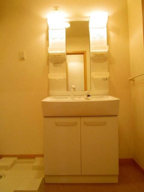 �y���ʏ��z�@