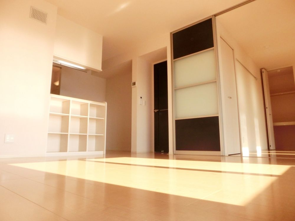 �y���ԁE���r���O�z�@