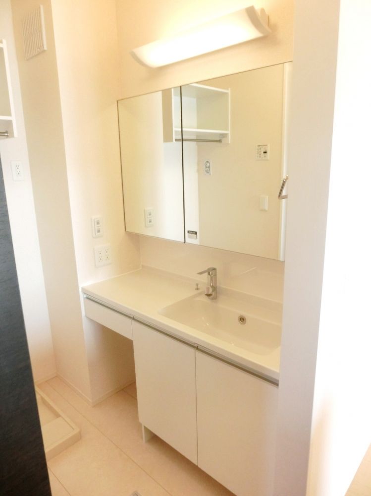 �y���ʏ��z�@