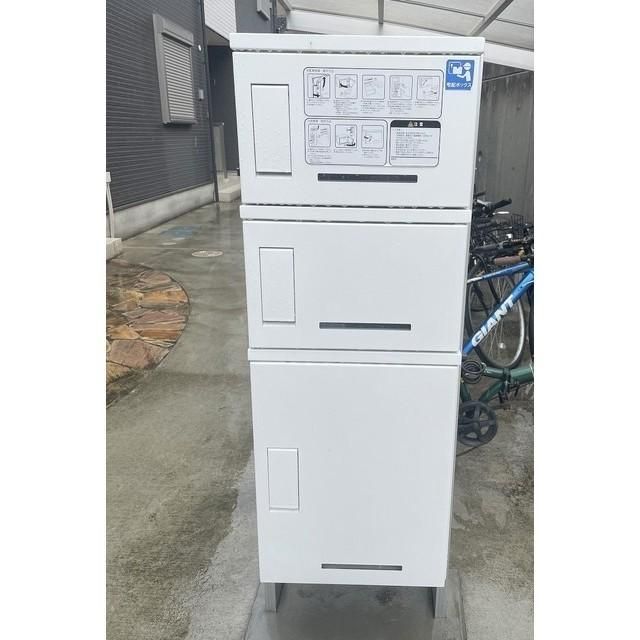 �y�G���g�����X�z�@