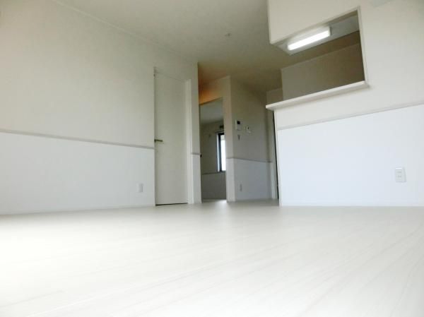 �y���ԁE���r���O�z�@