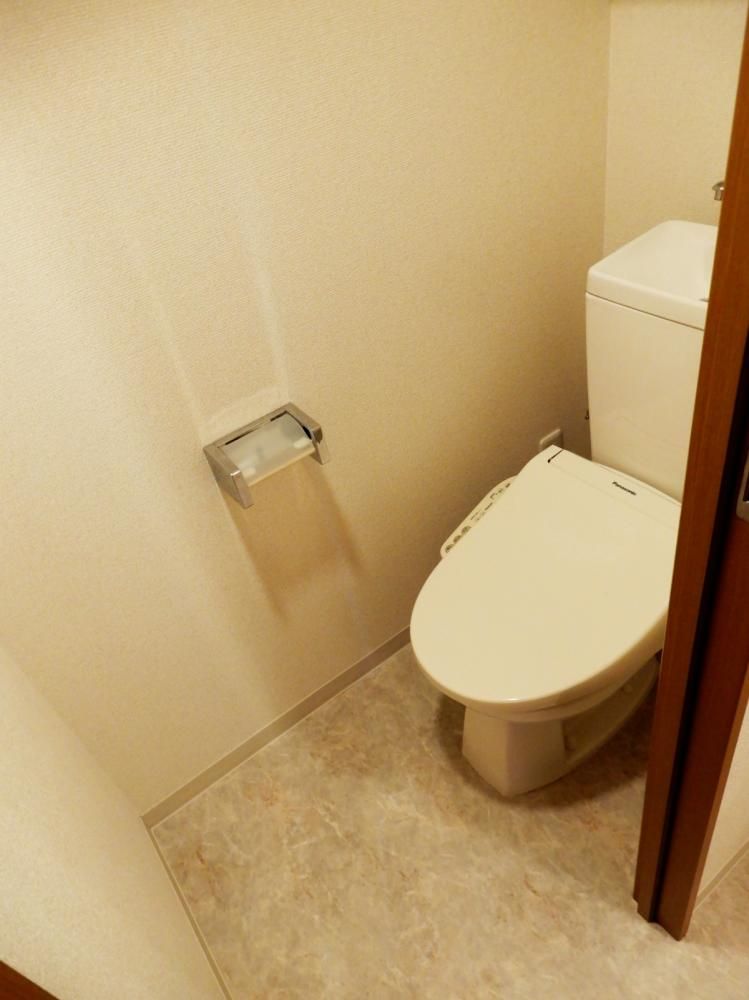 �y�g�C���z�@