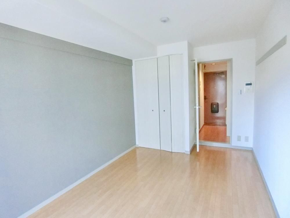 �y���ԁE���r���O�z�@