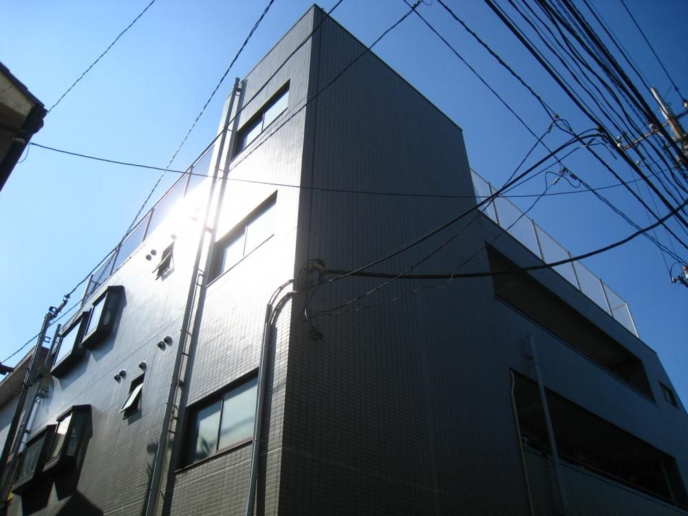 yOρz@