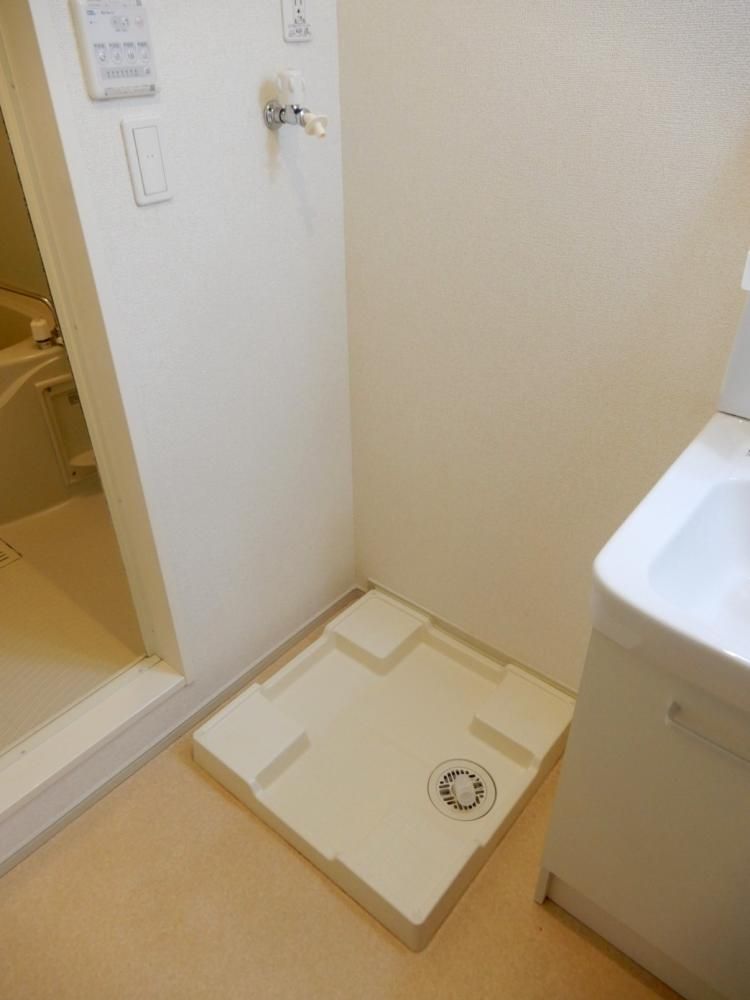 �y���̑��ݔ��z�@