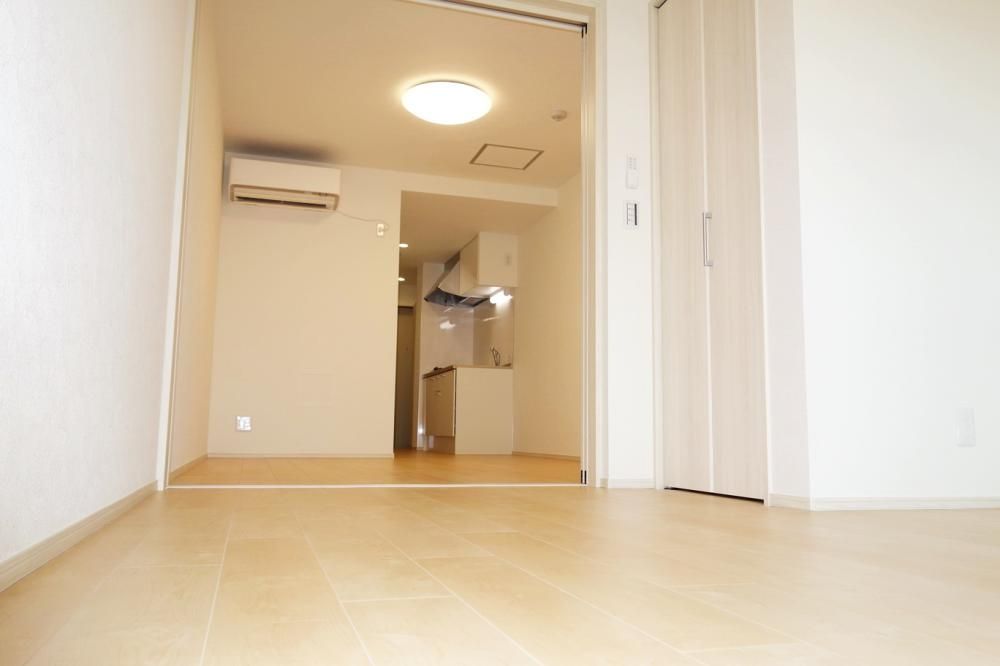 �y�Q���z�@