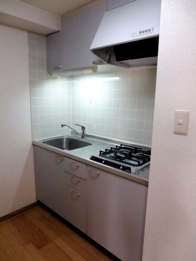 �y�L�b�`���z�@