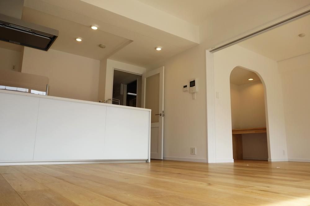 �y���ԁE���r���O�z�@