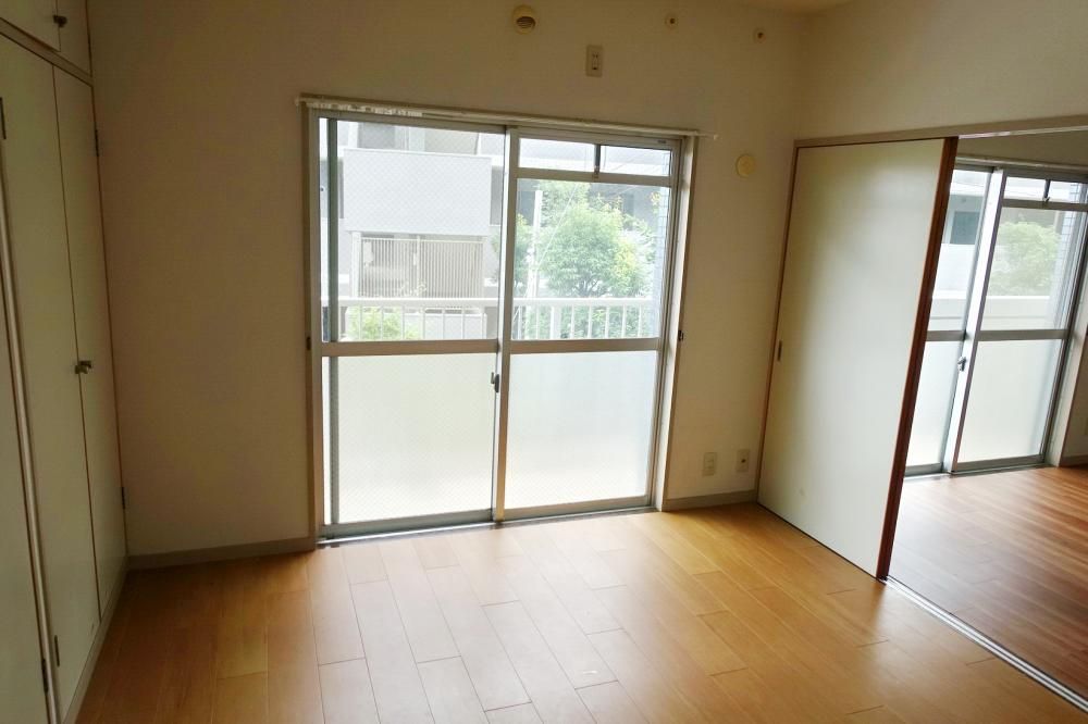 �y�Q���z�@