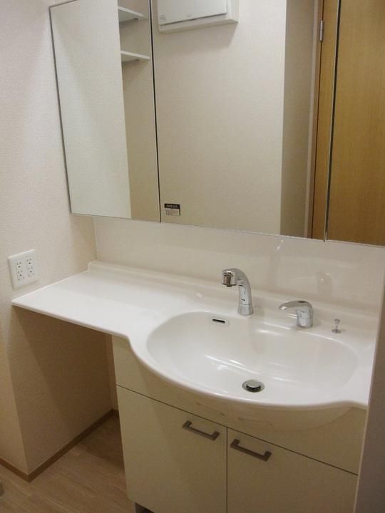 �y���ʏ��z�@