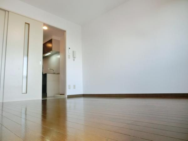 �y���ԁE���r���O�z�@