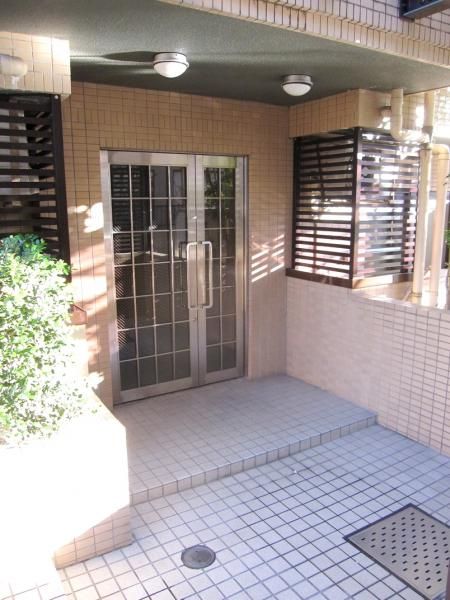 �y�G���g�����X�z�@